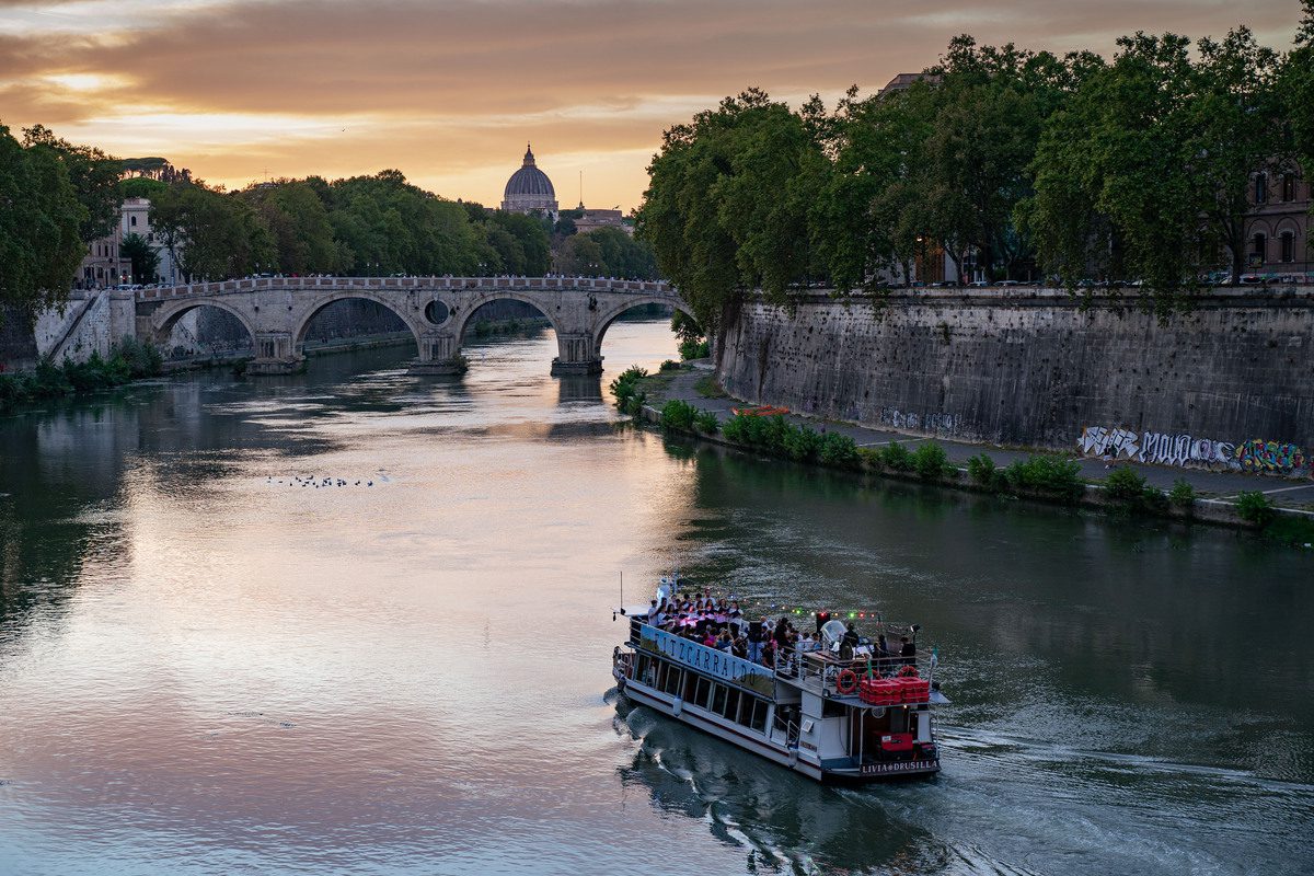 Dal 18 al 21 settembre 2023, torna tra le rive del Tevere Fitzcarraldo Opera Performance su Battello